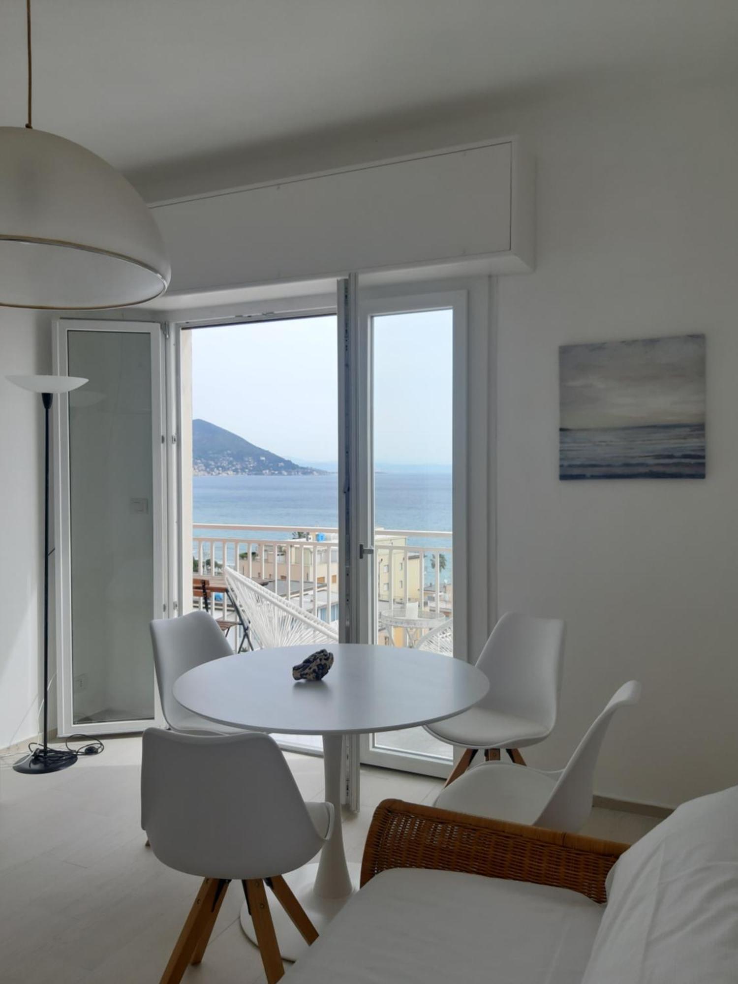 فيلا Spectacular Sea View - 3 Minutes Walk From The Sea لايقويليا المظهر الخارجي الصورة